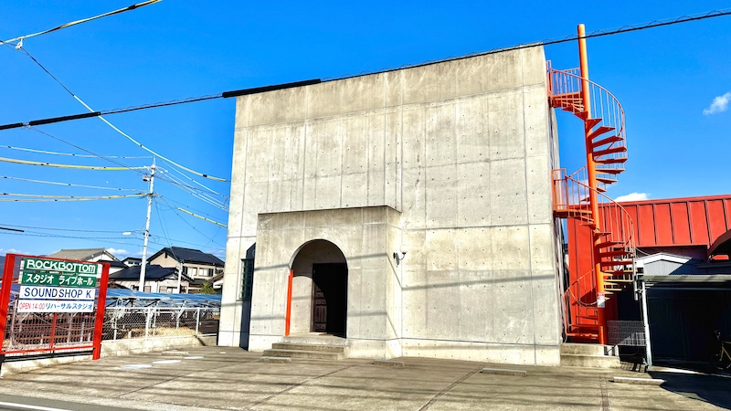 豊川校のスタジオ風景